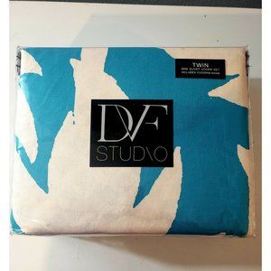 NEW Diane Von Furstenberg DVF Blue 2 Piece Set  TWIN DUVET Cover & Standard SHAM